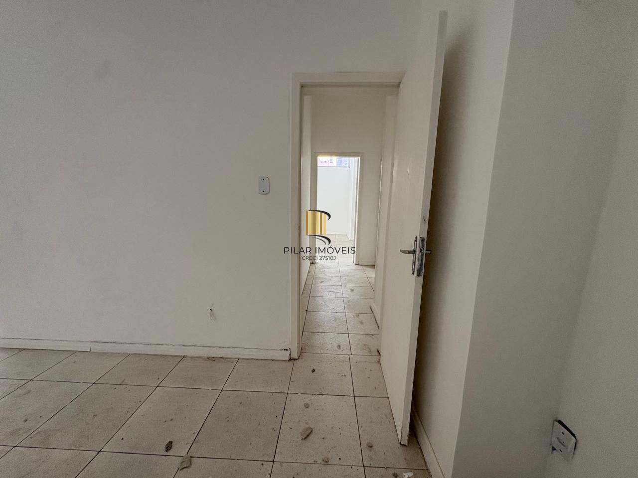 Sala comercial 822,66m² no centro de Porto Alegre