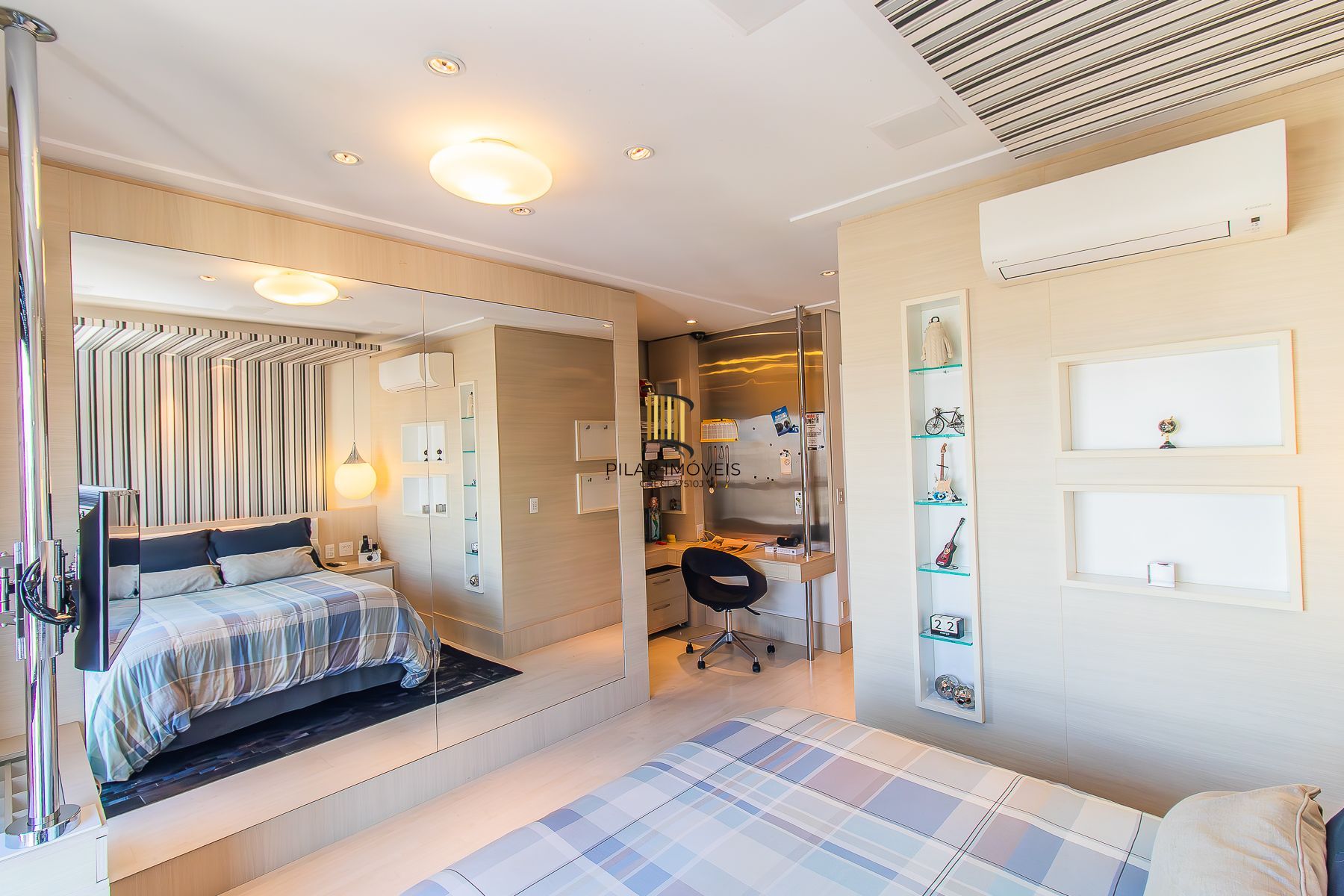 Apartamento cobertura - 4 dorms.  6 vagas - 500 m² -  Auxiliadora