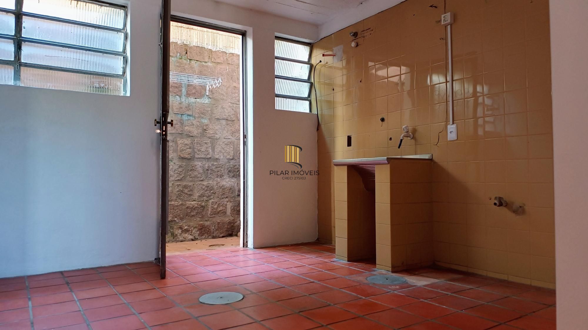 Casa 3 dormitórios 2 vagas