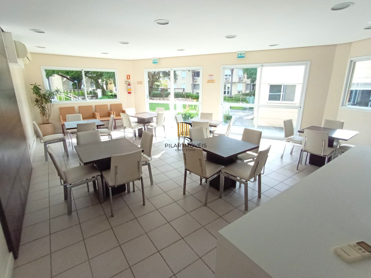 Apartamento 2 dormitórios no bairro Cristal