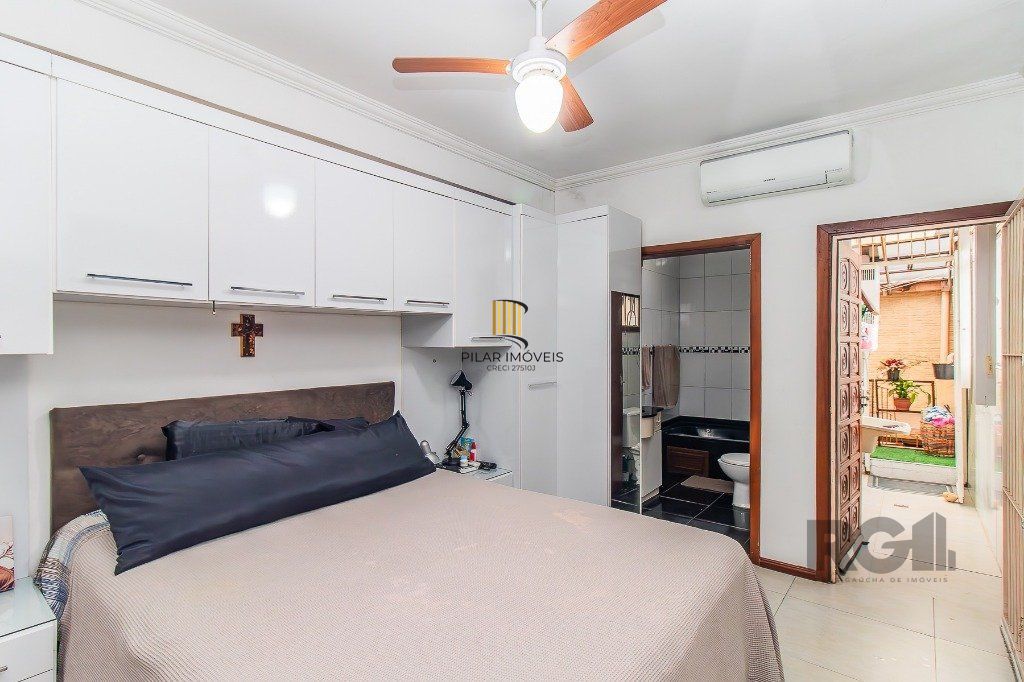 Casa para Venda - 110m², 2 dormitórios, sendo 1 suites, 2 vagas - Menino Deus