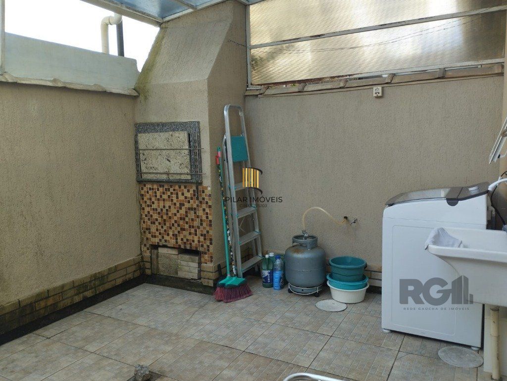 CASA - 2 dorms -  1 vaga - 97,20 m² - ABERTA DOS MORROS