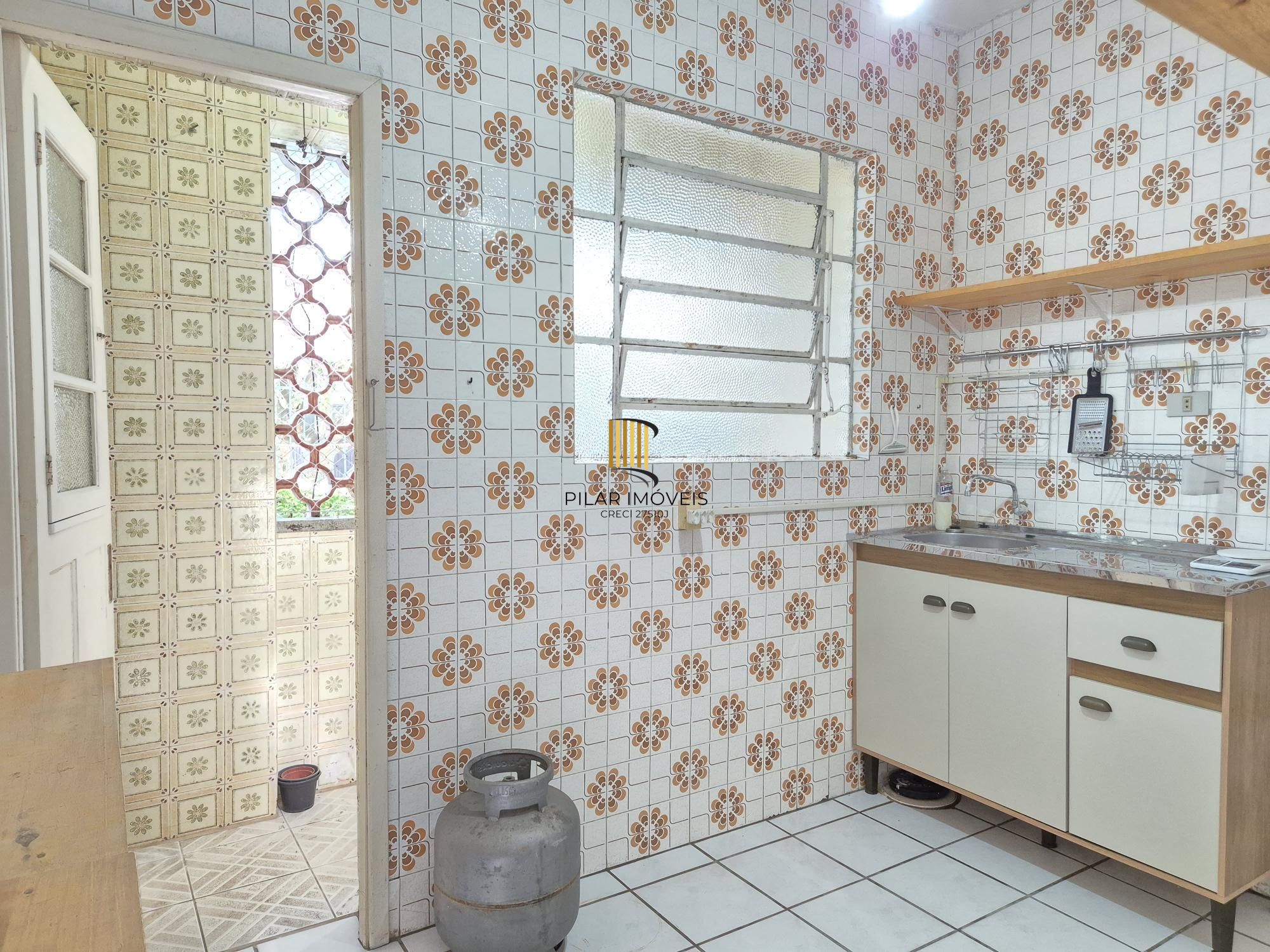 Um dormitório em 50m²