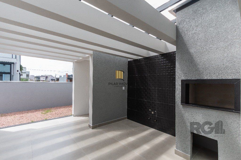 CASA EM CONDOMINIO - 3 dorms.-  3 vagas - 155 m² - GRAVATAÍ