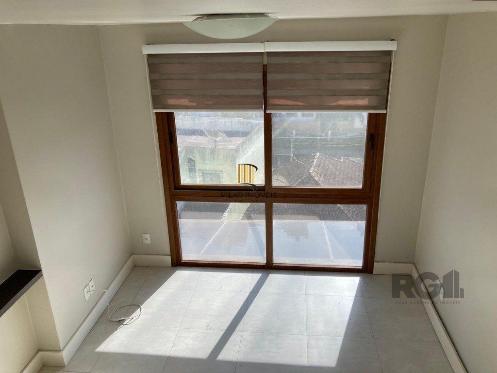 APARTAMENTO DE COBERTURA - 2 dorms. - 1 vaga - 118,02 m² - MENINO DEUS