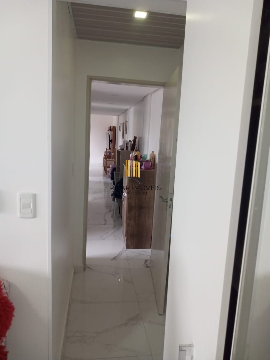 Apartamento três dormitórios, vaga rotativa Bairro Cristal