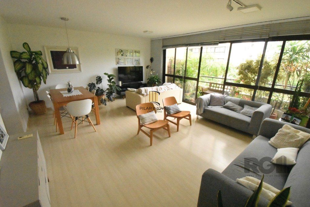 Apartamento 3 dormitórios no bairro Menino Deus