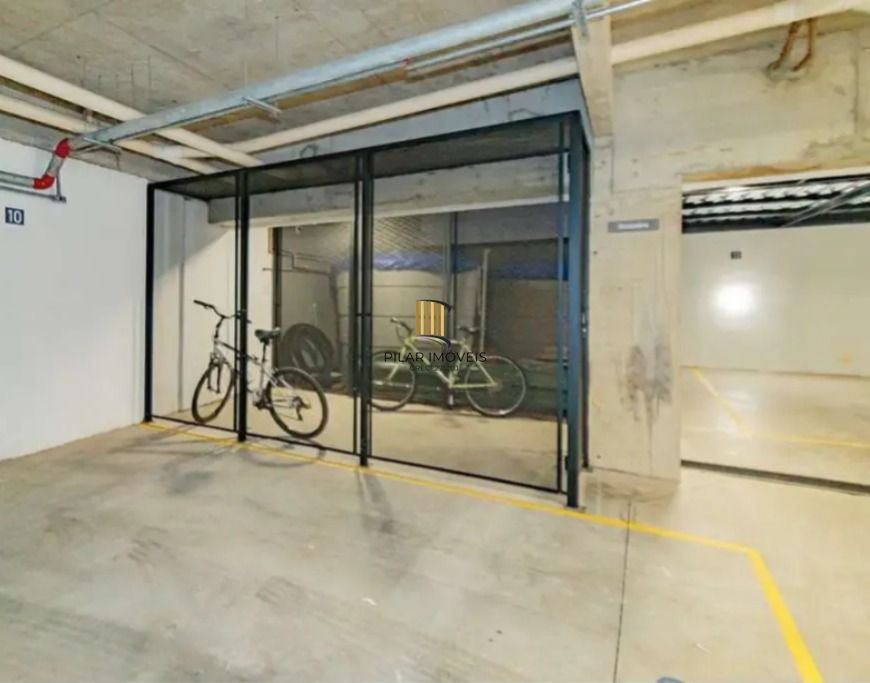 Apartamento 2 dormitórios, 1 suite, 1 vaga.