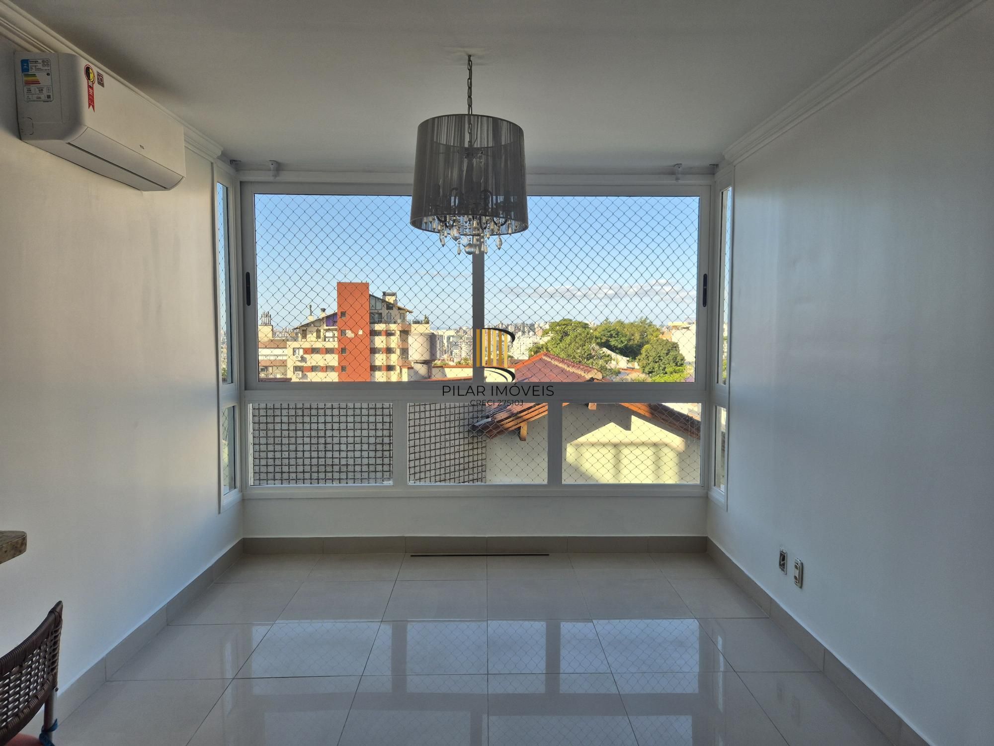 2D com suíte e vaga dupla