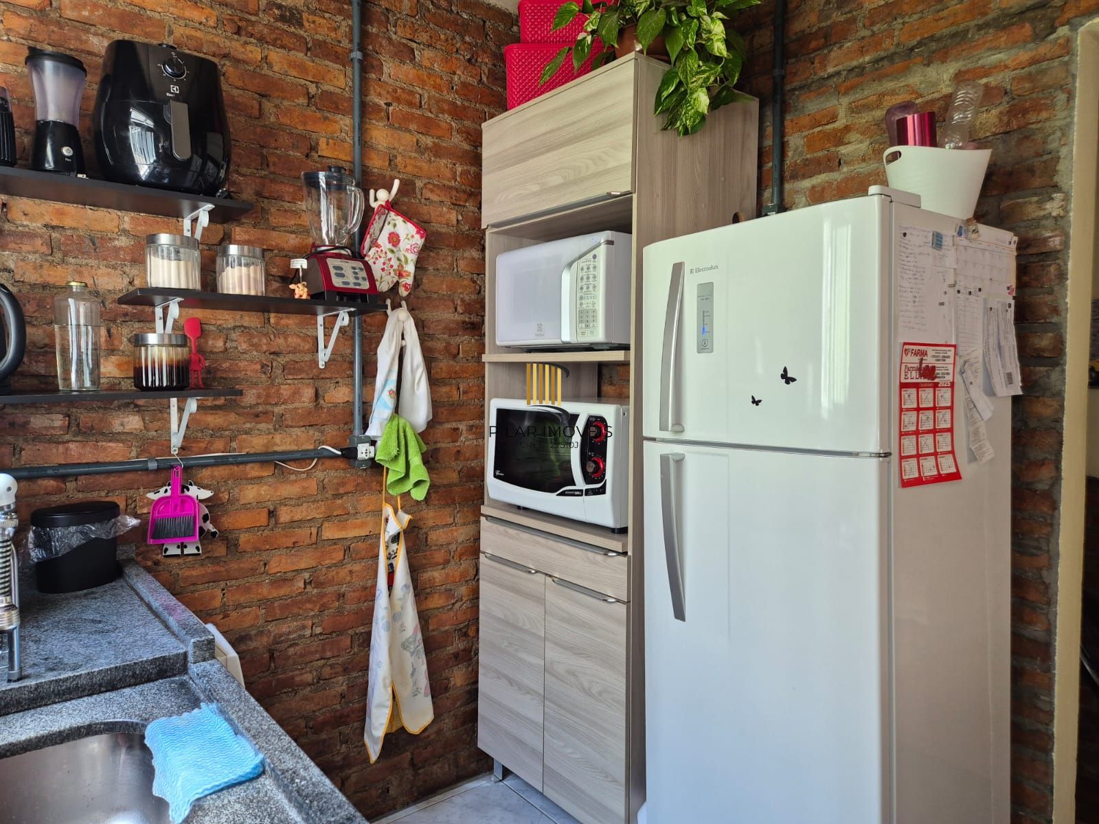 1 Suíte com churrasqueira, semimobiliado