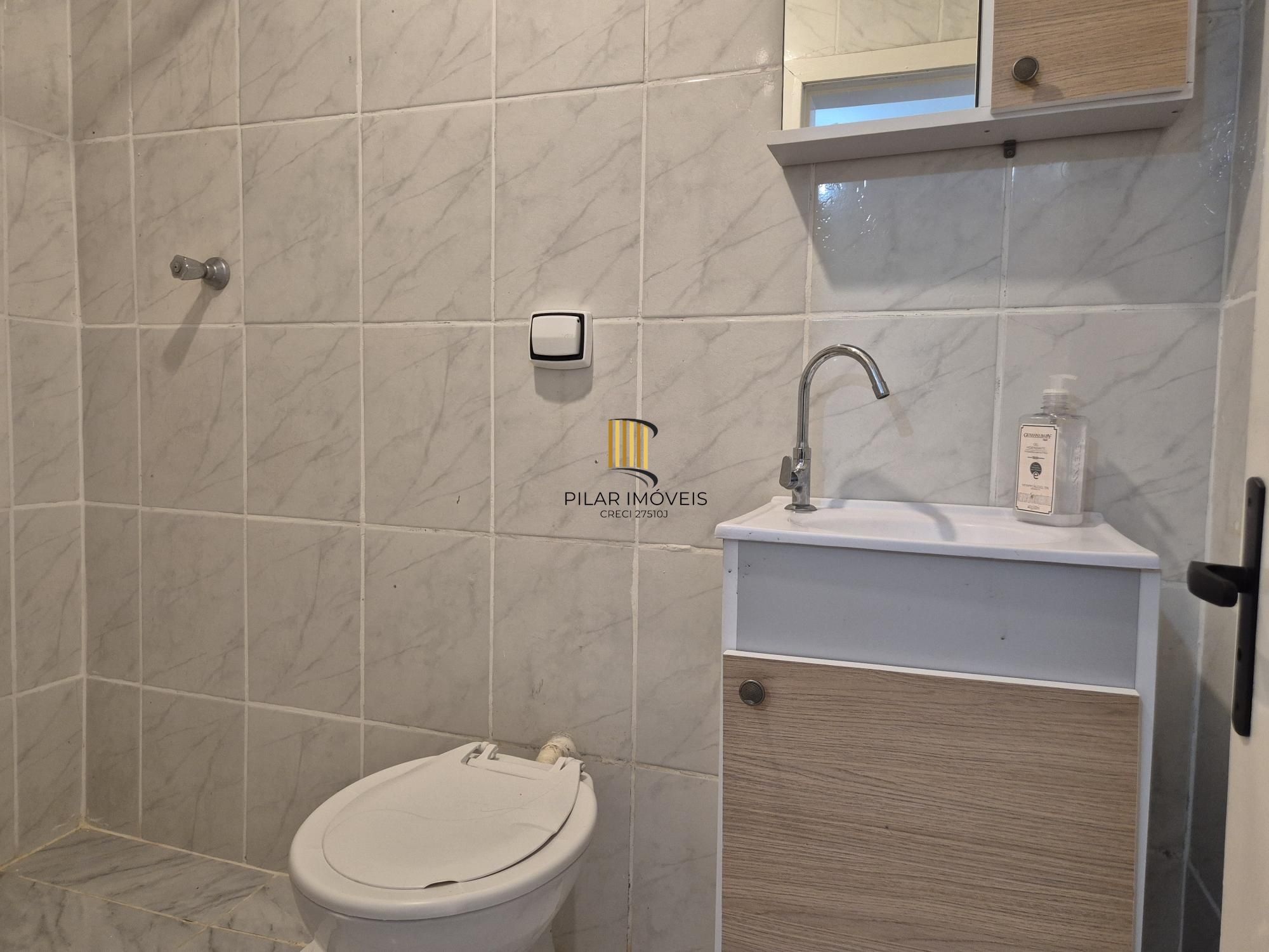 Casa de condomínio com 3 dormitórios