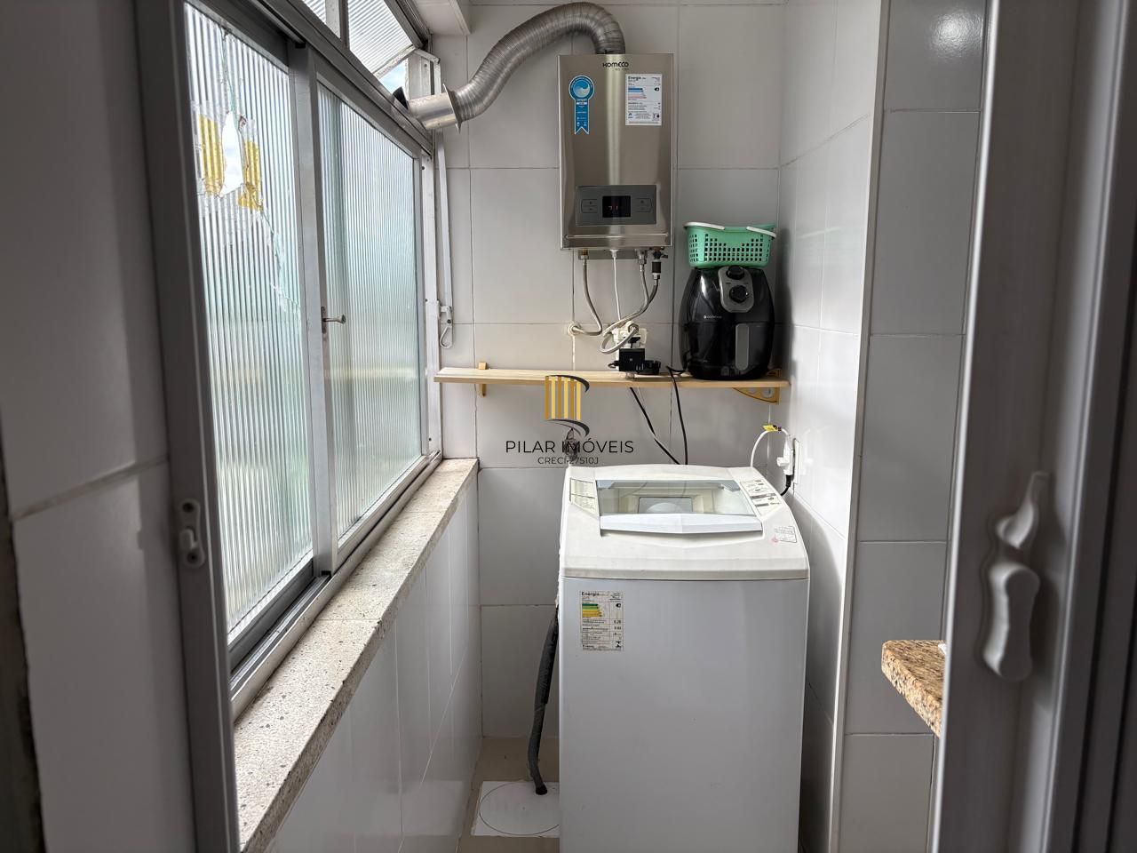 Apartamento 62m², dois dormitórios no bairro Glória