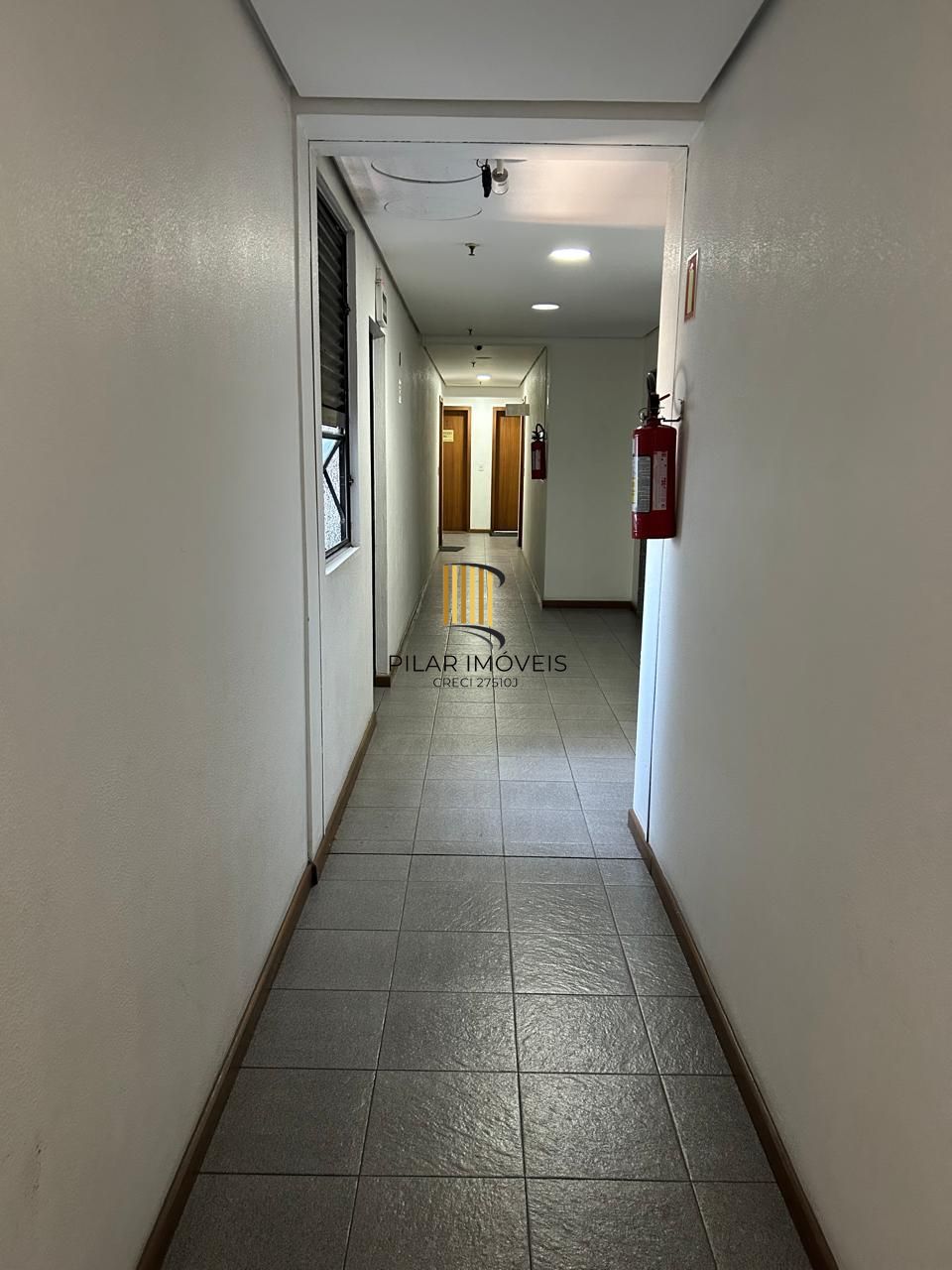 SALA COMERCIAL 27,93 m² - 1 VAGA - MENINO DEUS