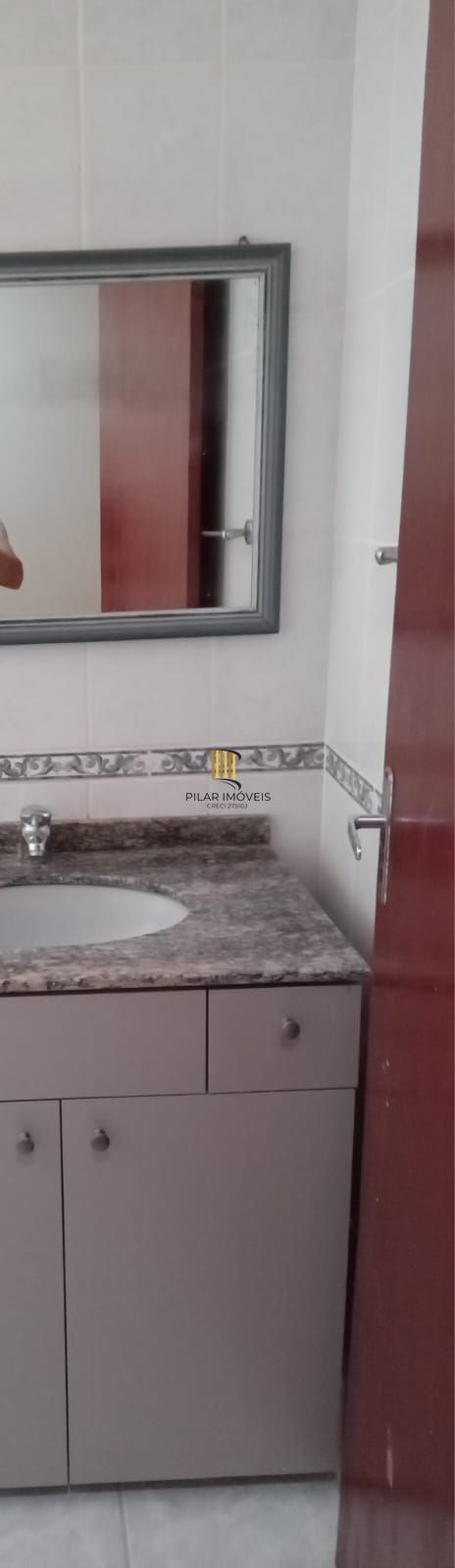 Ótima Casa com 4 Dormitórios no Bairro Cidade Baixa