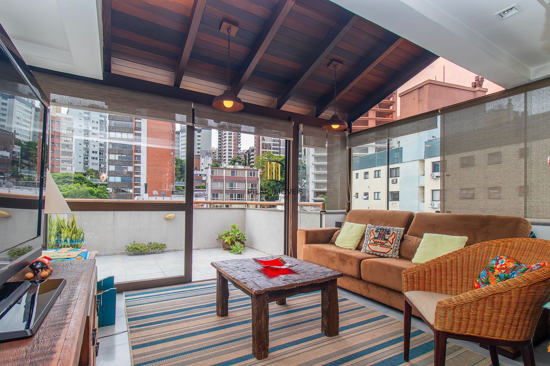 Cobertura com espaço gourmet 156m² no bairro Bela Vista