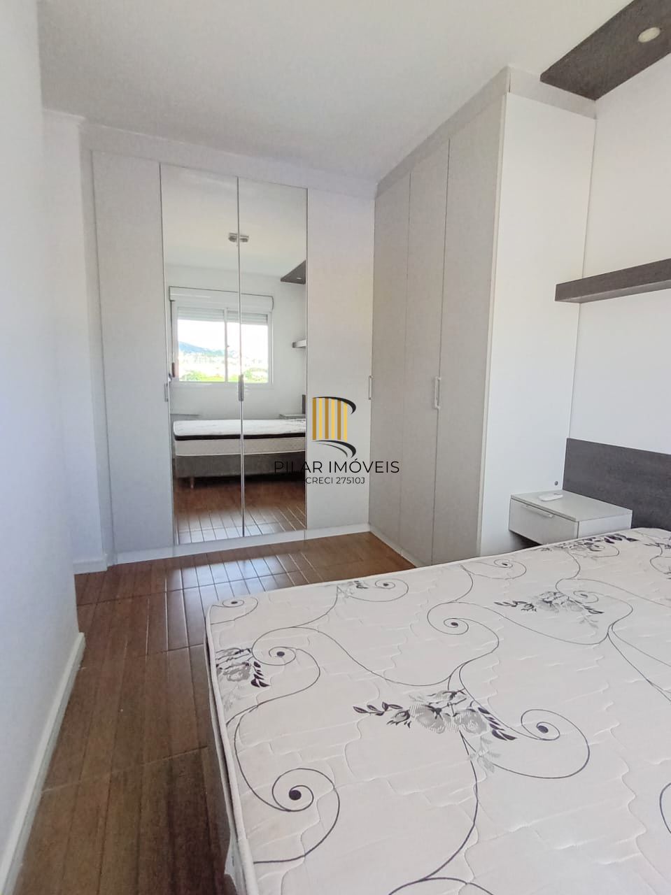 Apartamento 2 dormitórios no bairro Cristal