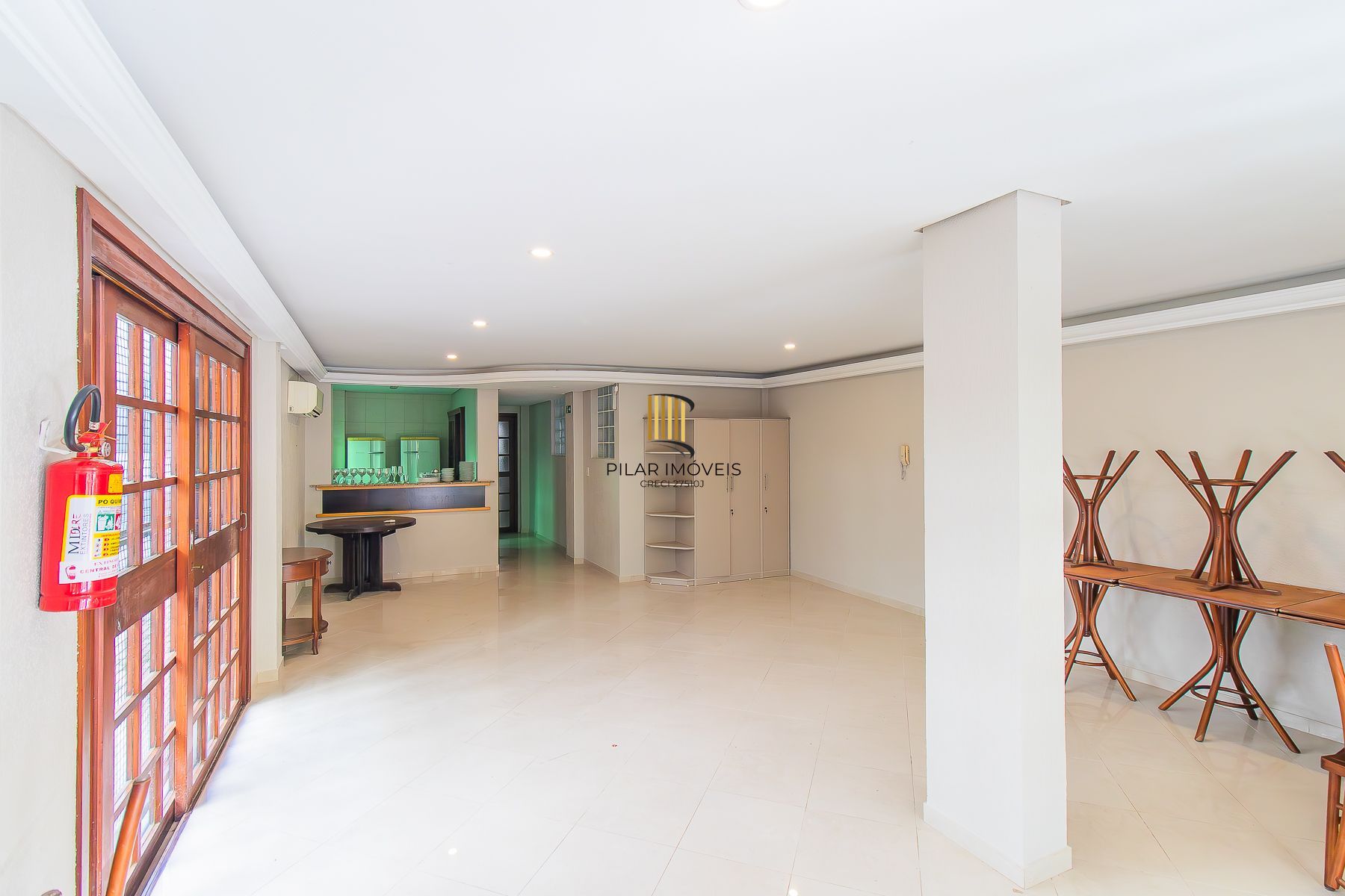 COBERTURA DUPLEX COM 3 DORMITÓRIOS E PISCINA