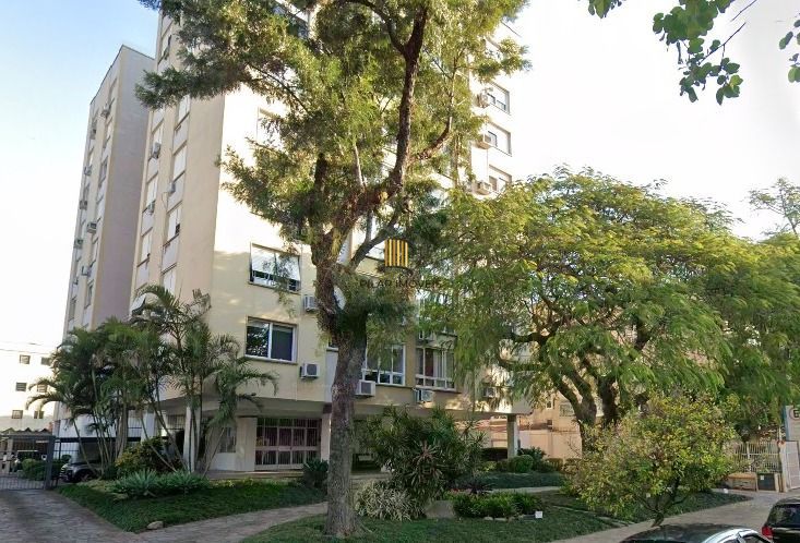 Apartamento no Menino Deus com 2 vagas