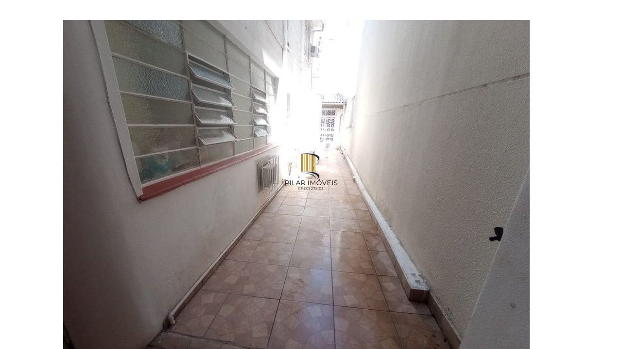 SOBRADO COMERCIAL - 220m² - 2 vagas - GETULIO VARGAS