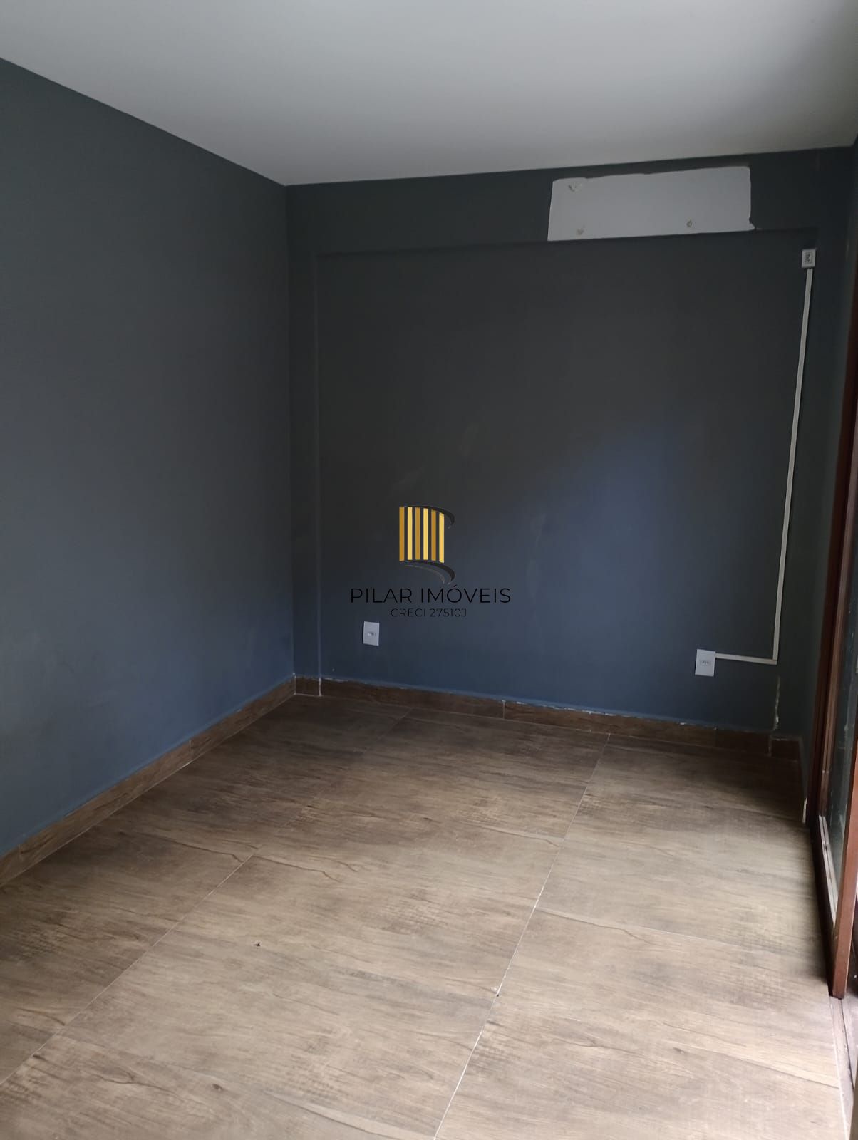 Apartamento Térreo, 02 dormitórios, 60,59m2 área privativa, quiosque com churrasqueira, Menino Deus