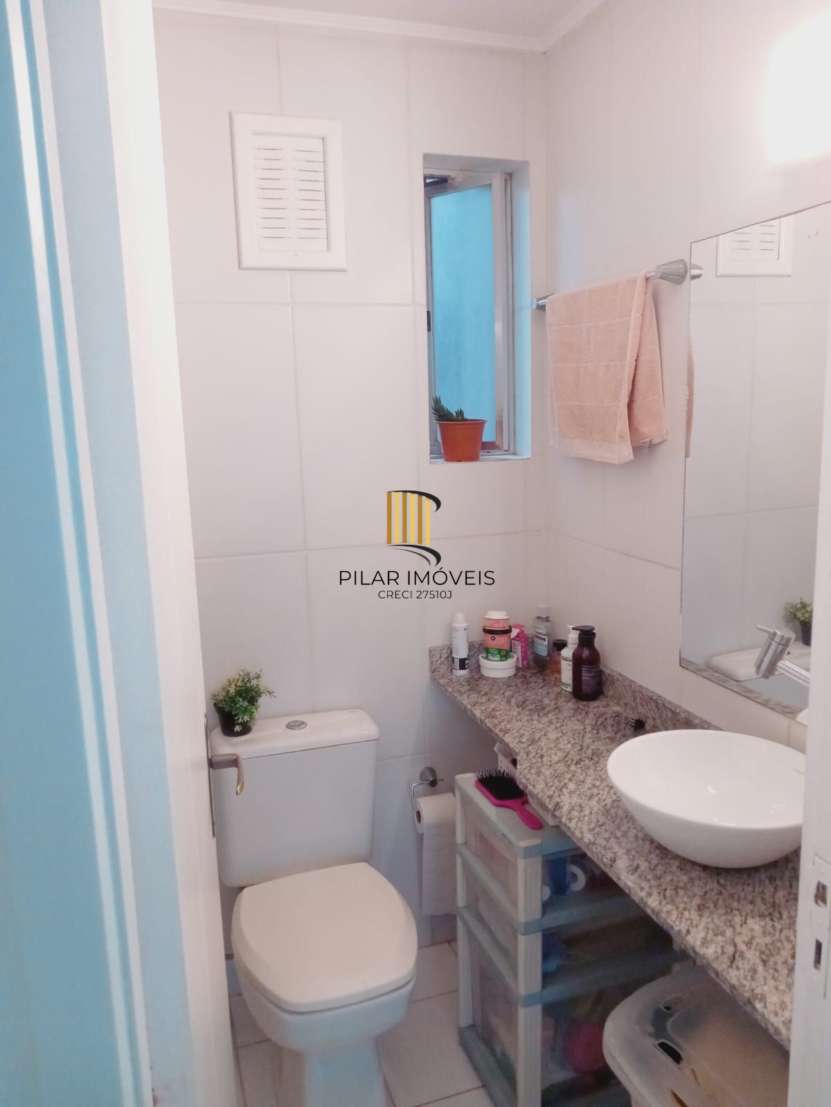 Apartamento diferenciado, dois dormitórios - Estacionamento