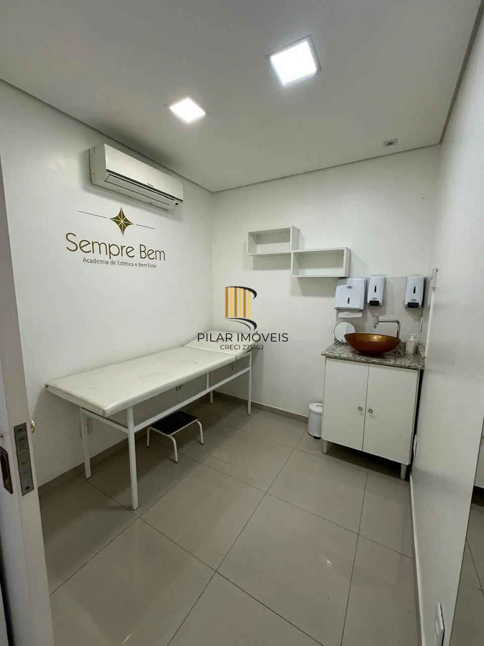 sala comercial completa