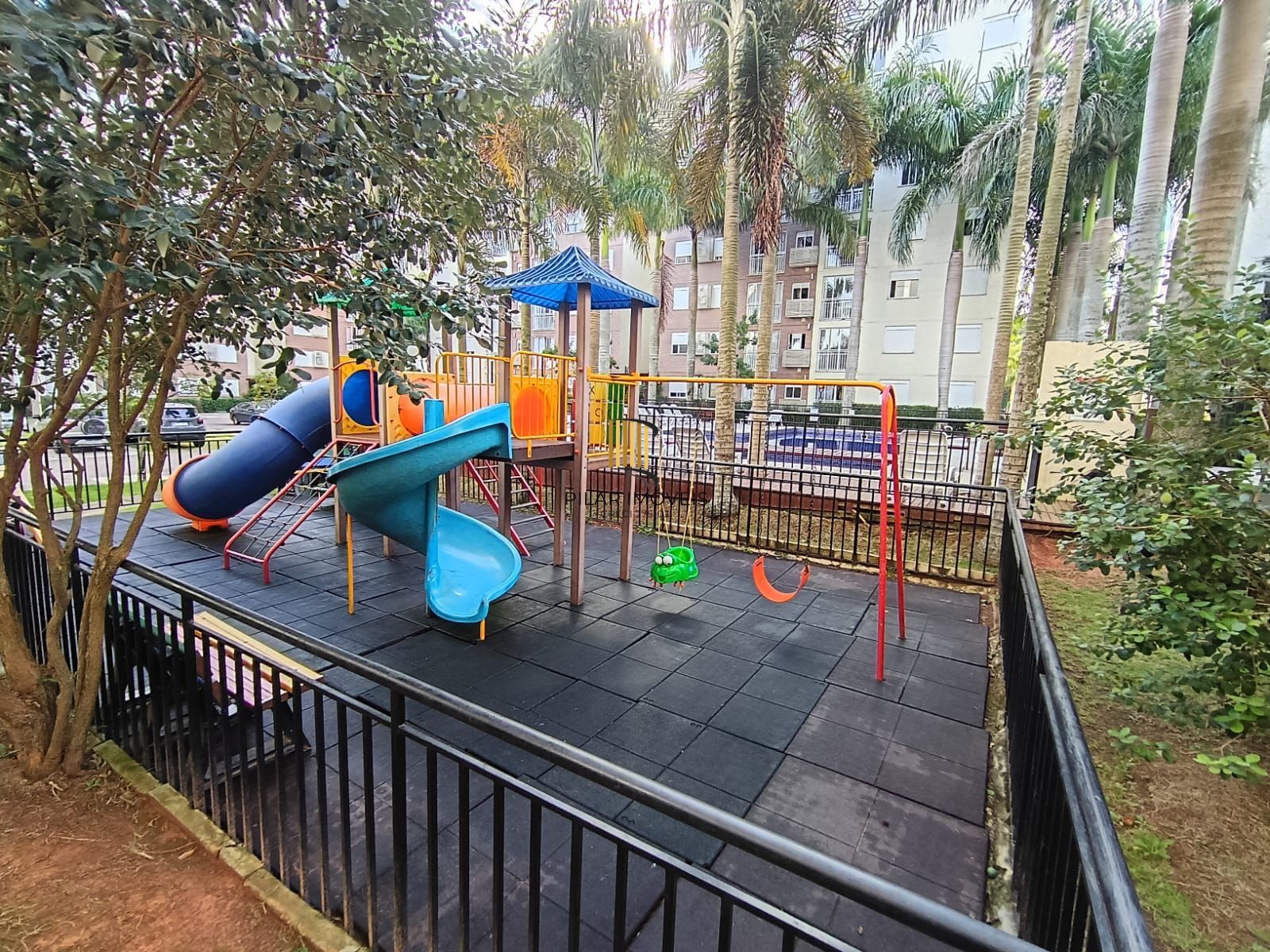 Apartamento 2 dormitórios 1 suíte e 1 vaga