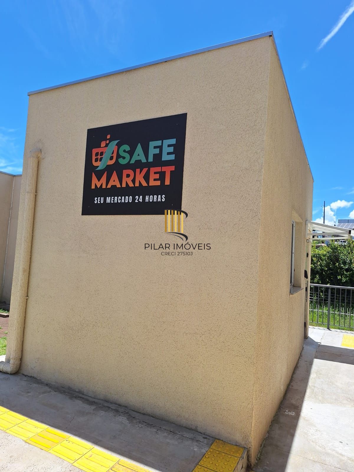 Apartamento 02 dormitorios com estacionamento privativo