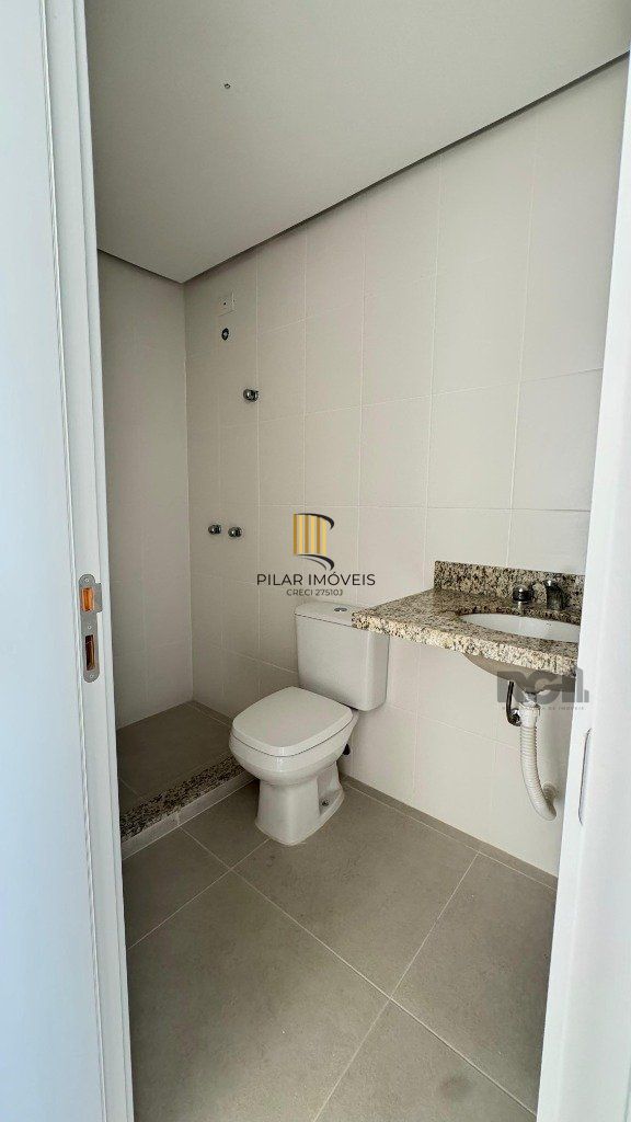 APARTAMENTO COBERTURA - 2 DORMS - 2 VAGAS - 166,21 m² - TRISTEZA