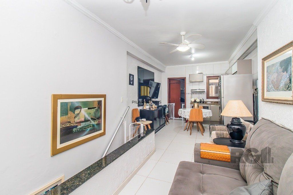 Casa para Venda - 110m², 2 dormitórios, sendo 1 suites, 2 vagas - Menino Deus