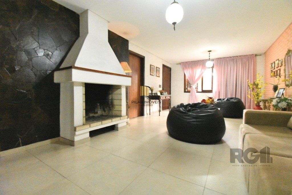 CASA - 5 dorms. -  3 vagas -  290 m² - MENINO DEUS - Pilar Imóveis