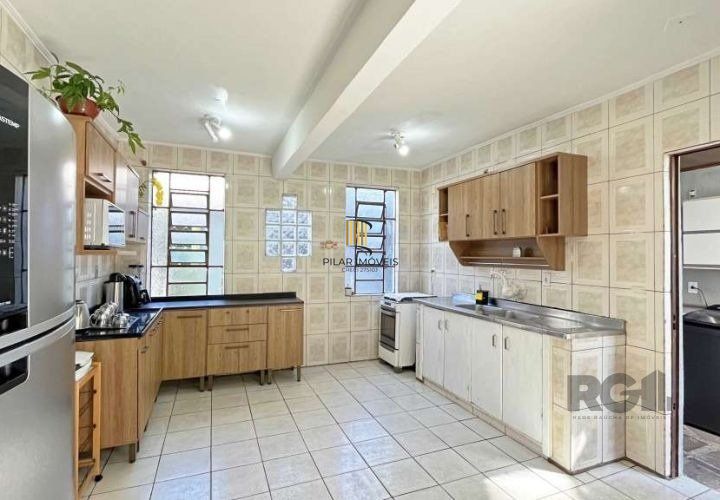 casa - 4 dorms. - 2 vagas - 200 m² - Partenon