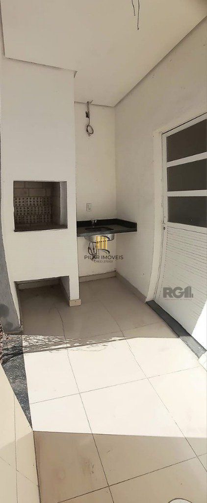 sobrado - 3 dorms. - 2 vagas - 234,35 m² - Mário Quintana