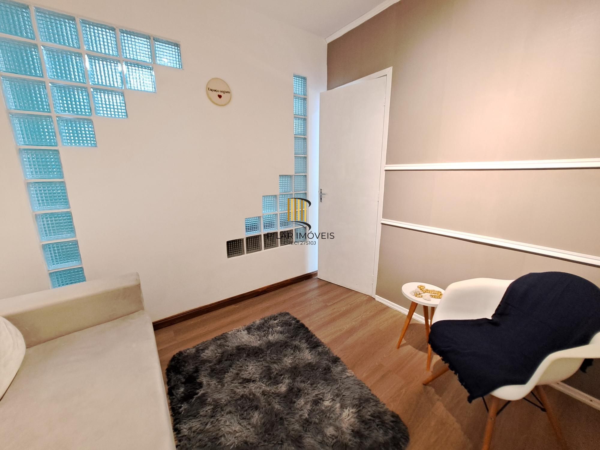 Sala/Loja montada para atendimento no Bom fim