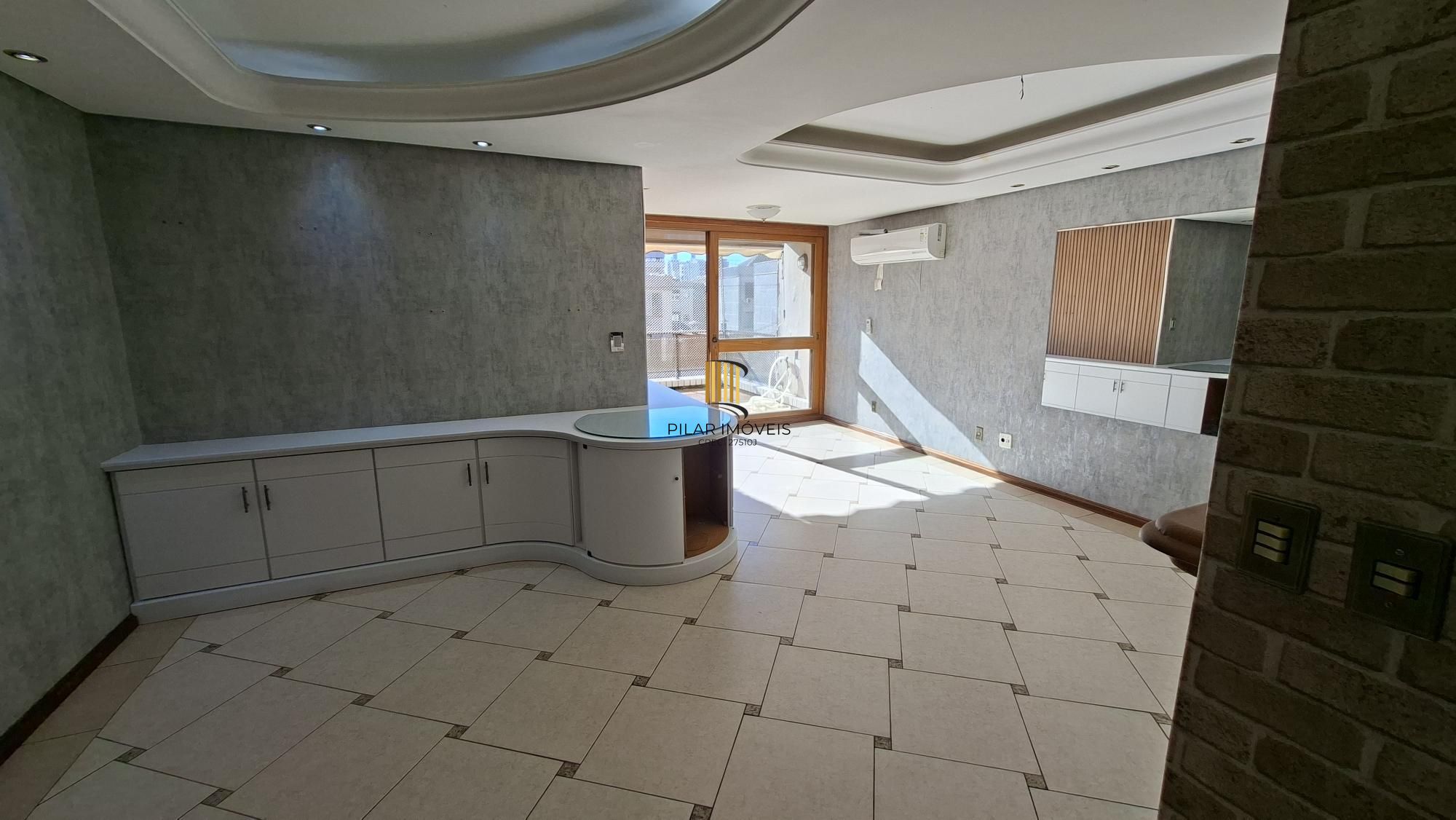 Apartamento 108,72 m² privativos,2 dormitórios, 1 suite, sacada,  garden e churrasqueira, 1 vaga coberta.