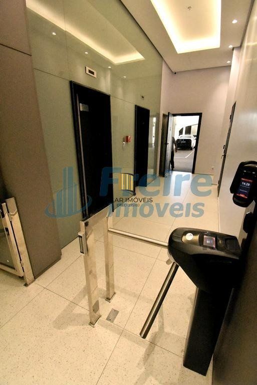 SALA - 32,00 m² - 1 vaga - MENINO DEUS
