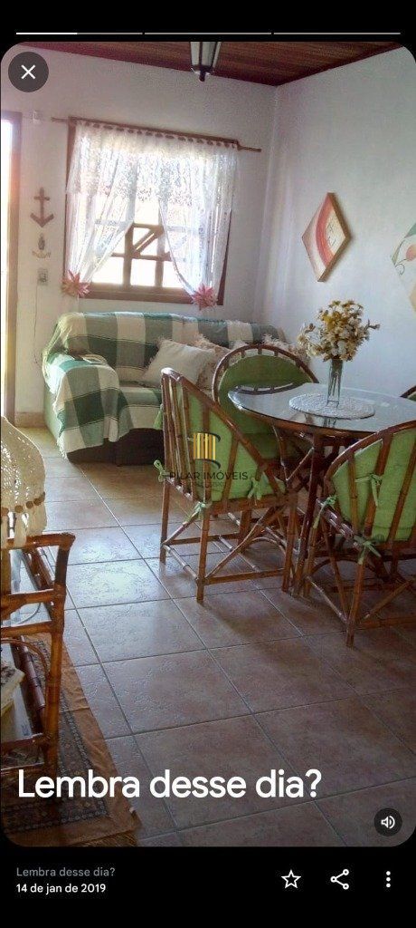 CASA -  2 dorms - 2 vagas - 57,00 m² - CIDREIRA