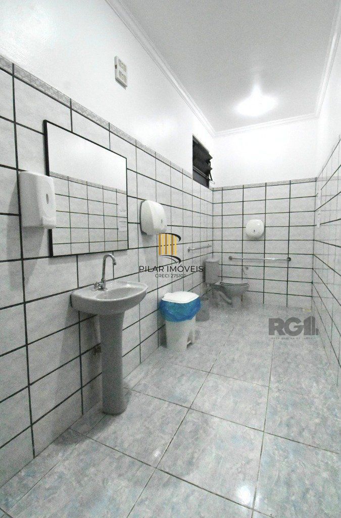 PRÉDIO - 319,00 m² - MENINO DEUS