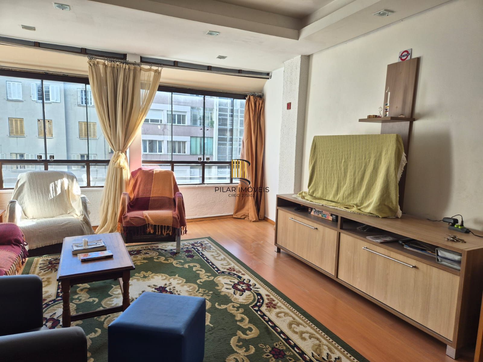 3 Dormitórios transformado em um com closet