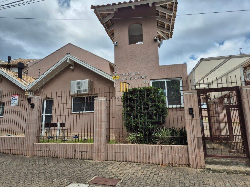 Sobrado em condomínio com 02 dormitórios - Pilar Imóveis
