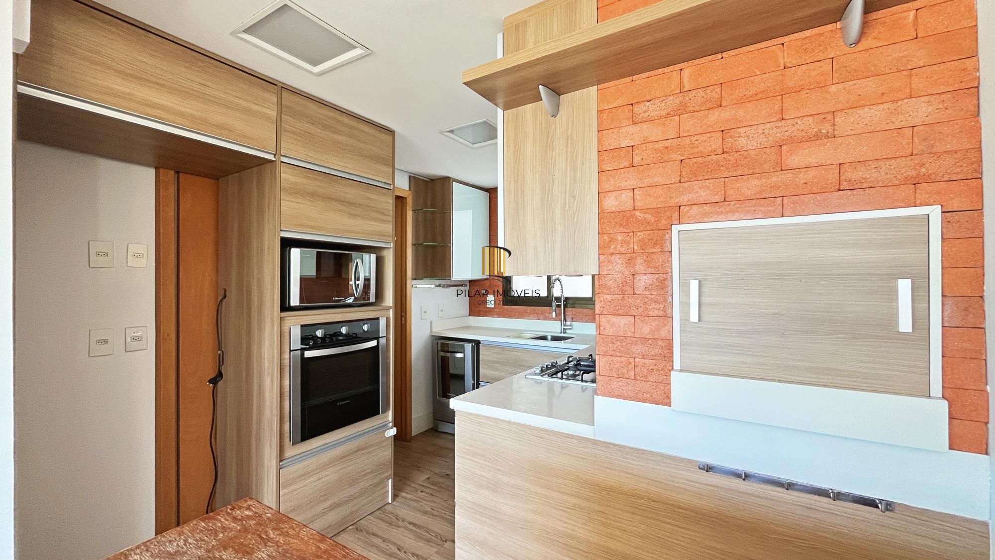Apartamento - 2 dormitórios - 2 suíte - 1 vaga dupla- 86,72 m² - MENINO DEUS