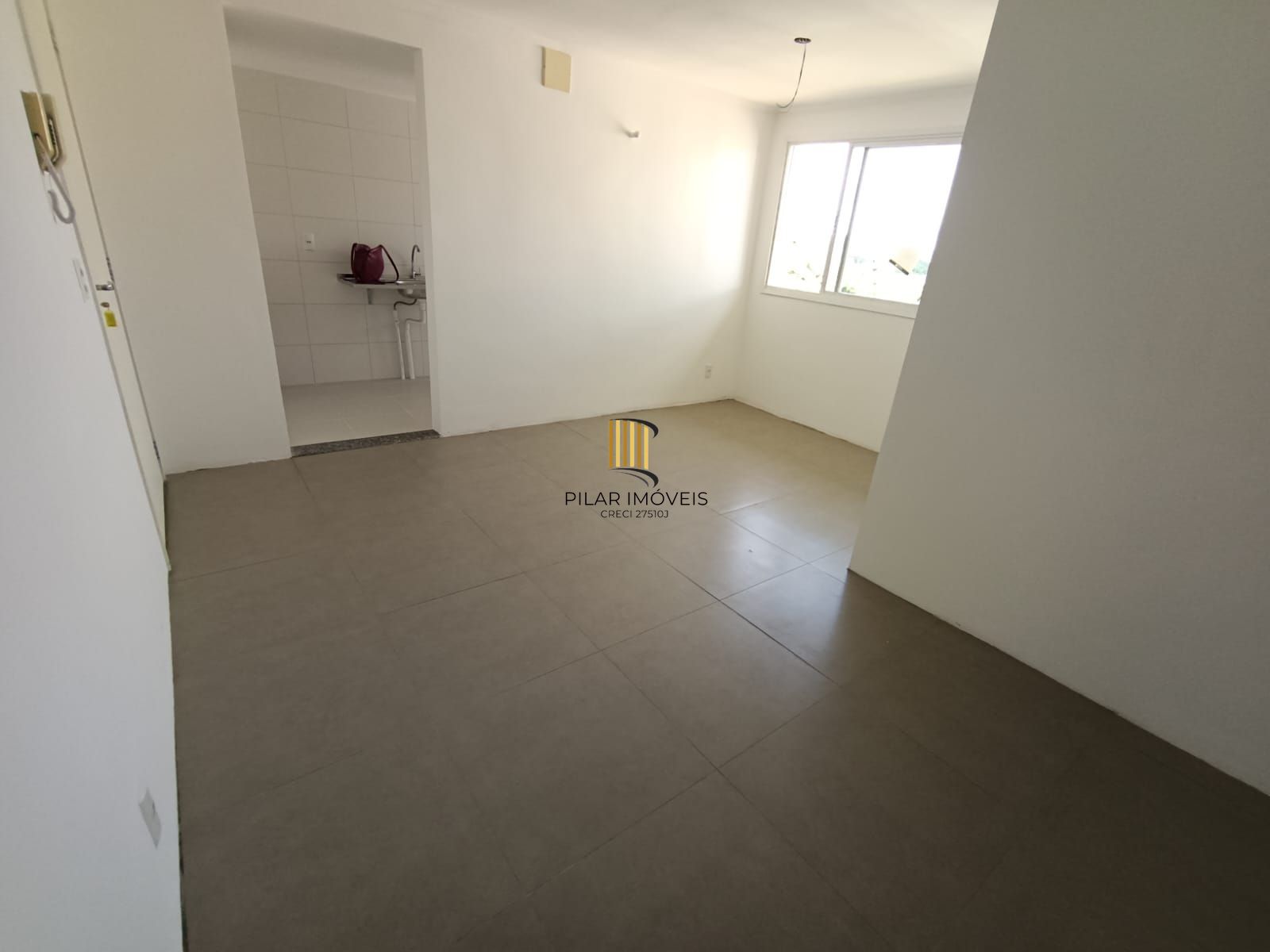 Apartamento em Porto Alegre, no bairro Vila Nova, com 2 dormitório