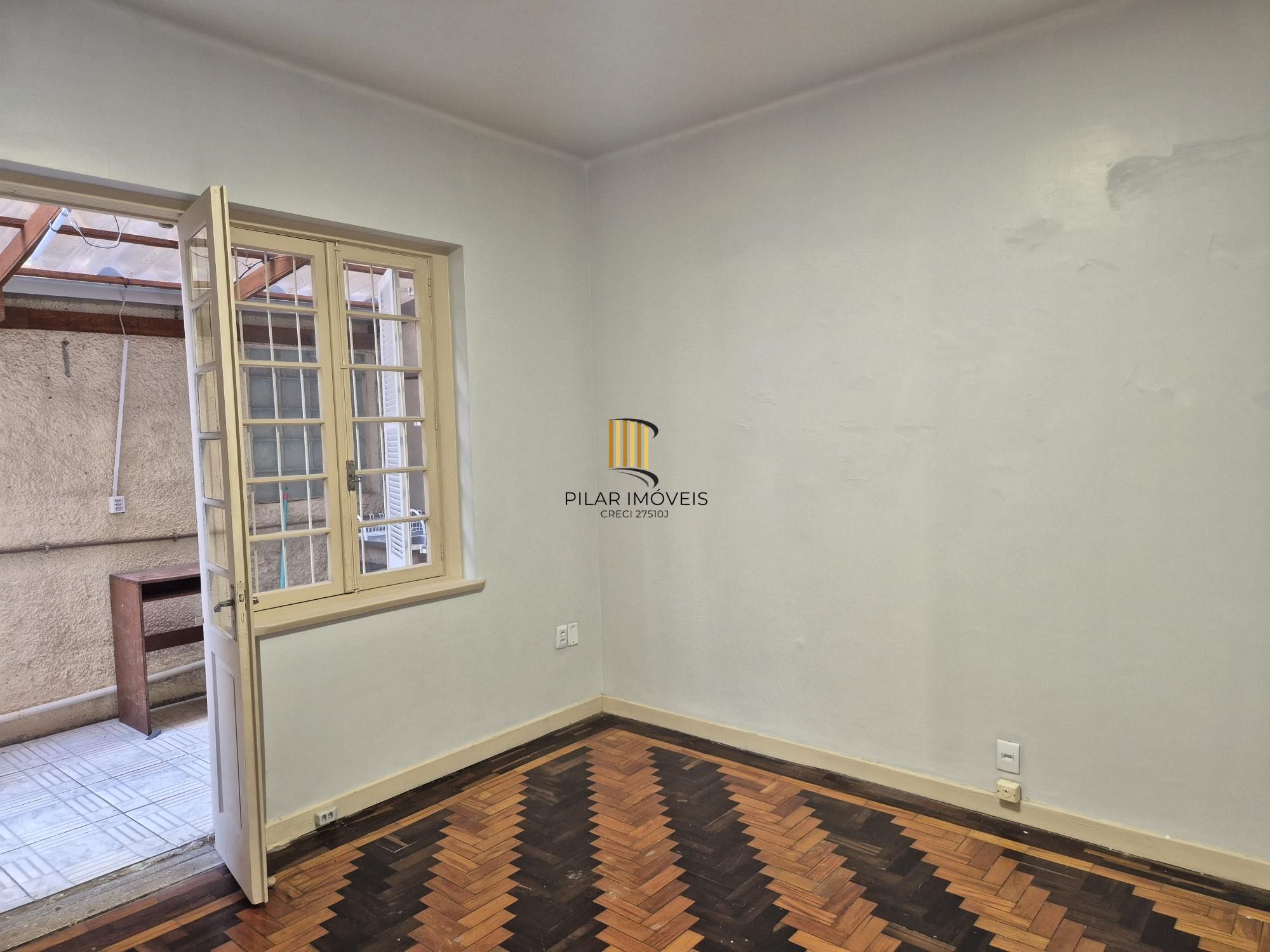 2 dormitório com área externa e churrasqueira