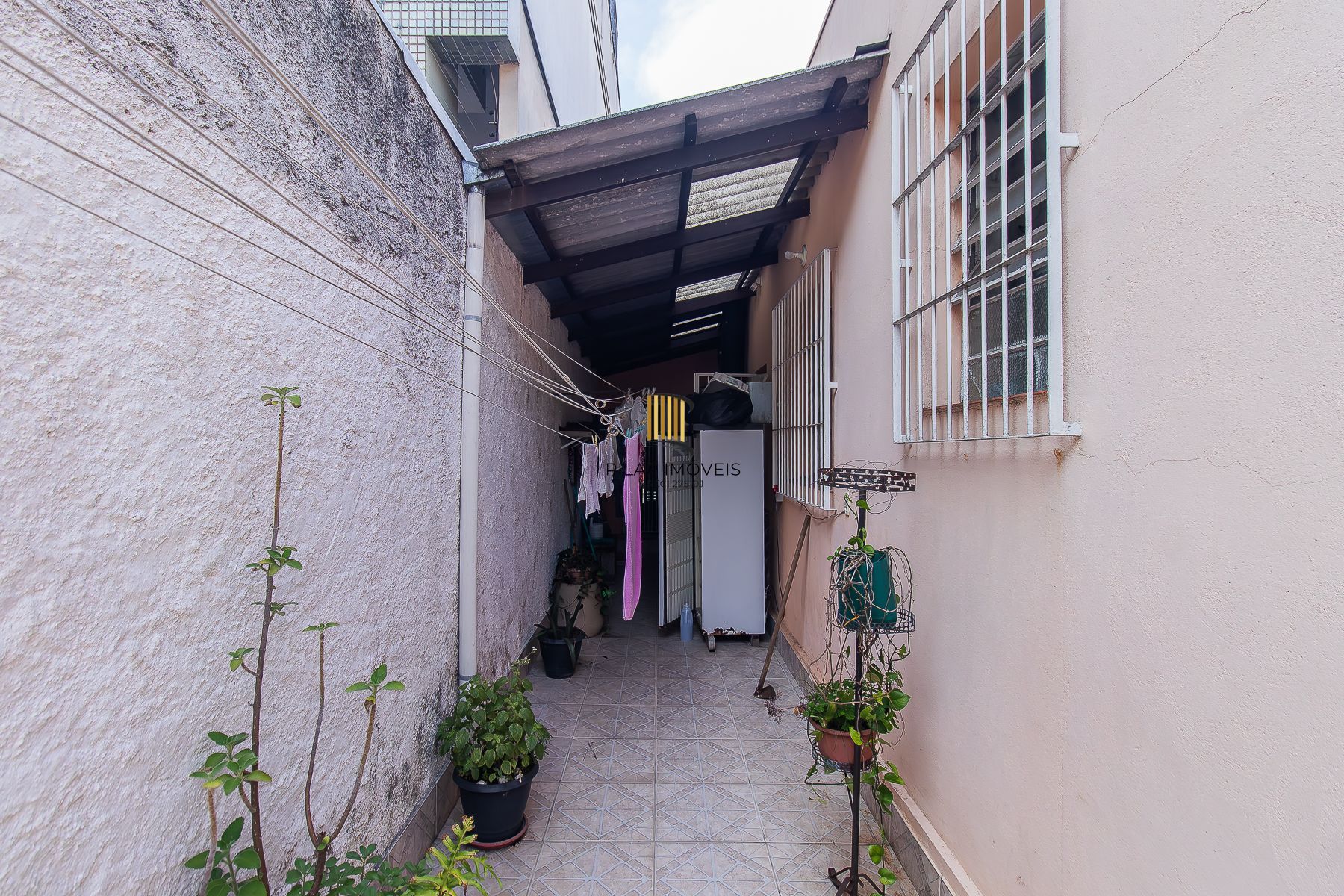 Casa 4 dormitórios - 1 vaga -  330m² Menino Deus