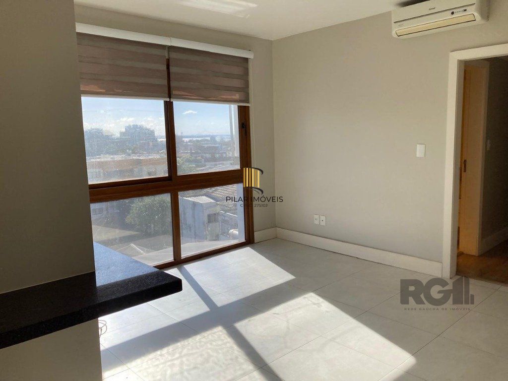 APARTAMENTO DE COBERTURA - 2 dorms. - 1 vaga - 118,02 m² - MENINO DEUS