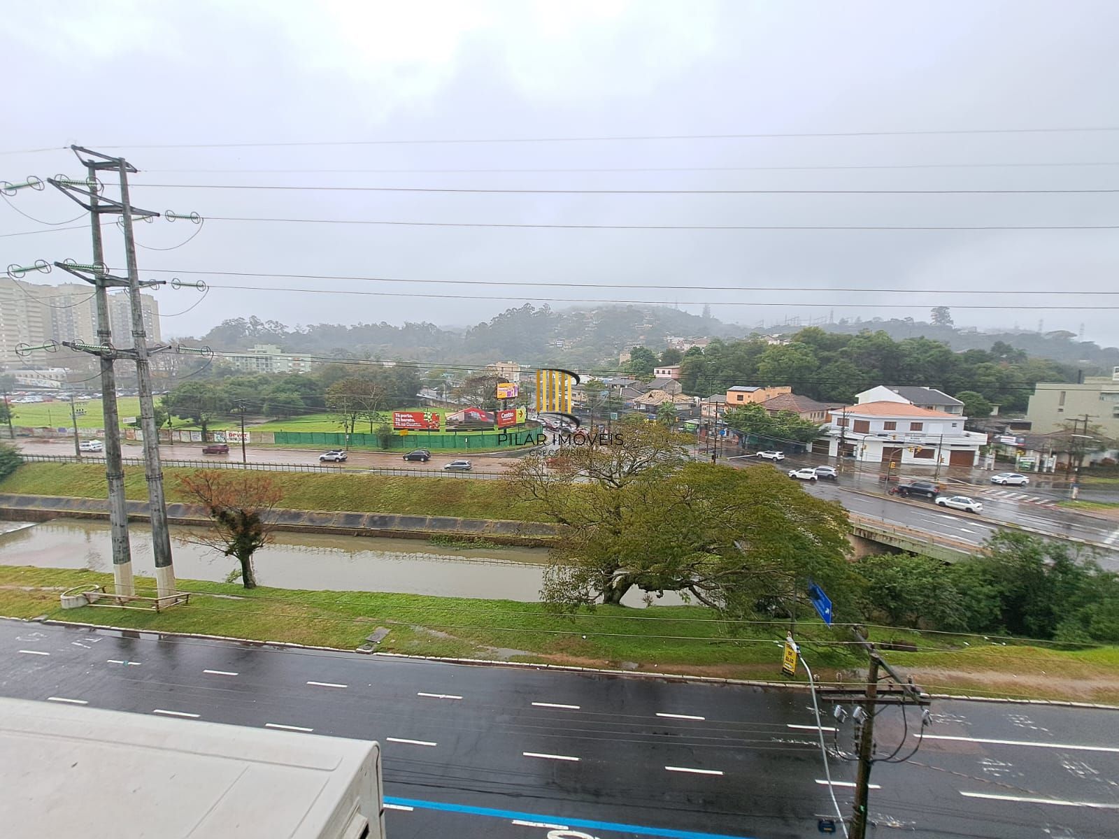 Apartamento 2 dormitórios com 1 vaga próximo à PUCRS