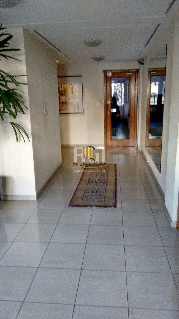 Apartamento para Venda - 238.12m², 3 dormitórios, sendo 1 suites, 3 vagas - Menino Deus
