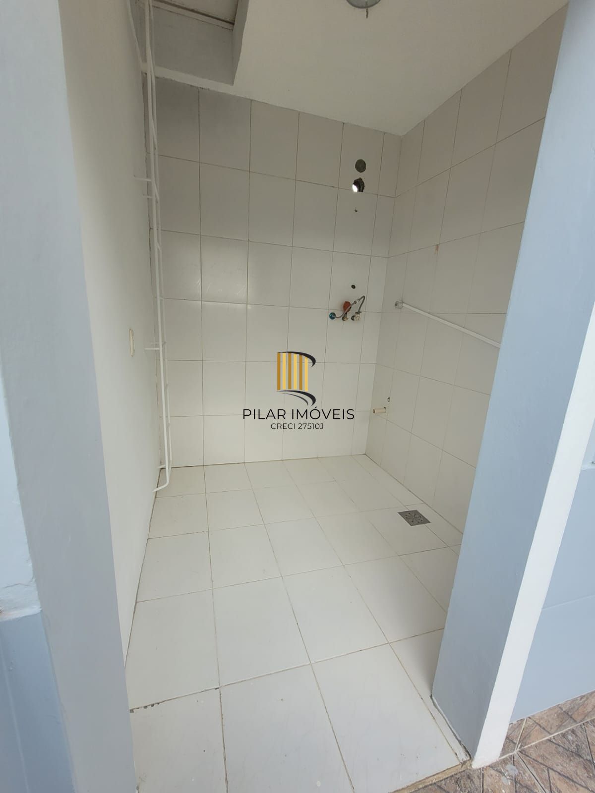 Casa no bairro Ipanema com 291 m² de área privativa e 8 garagens