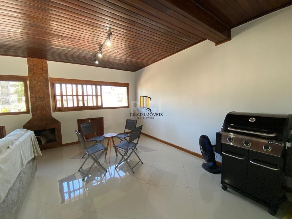 casa - 4 dormitórios - 3 vagas - 170 m² - Menino Deus