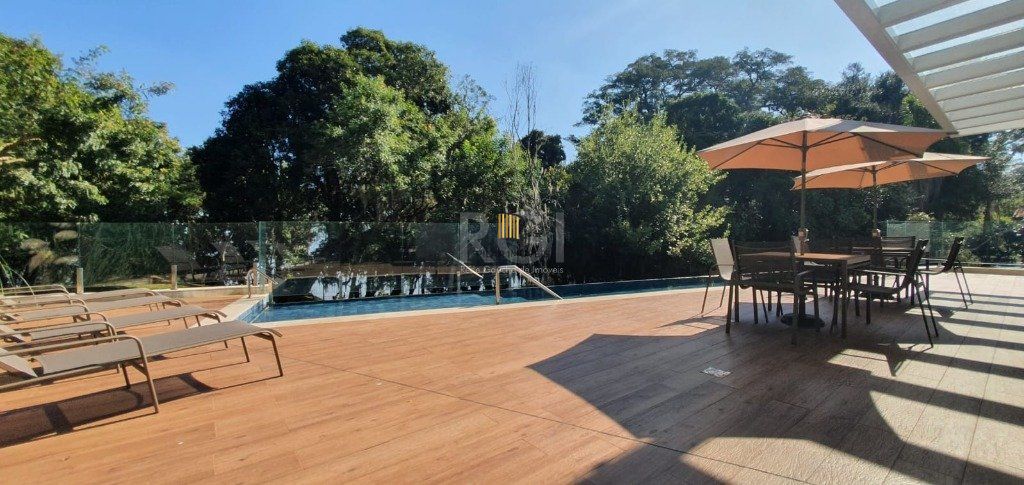 Casa Condominio para Venda - 459.77m², 3 dormitórios, sendo 3 suites, 3 vagas - Pedra Redonda